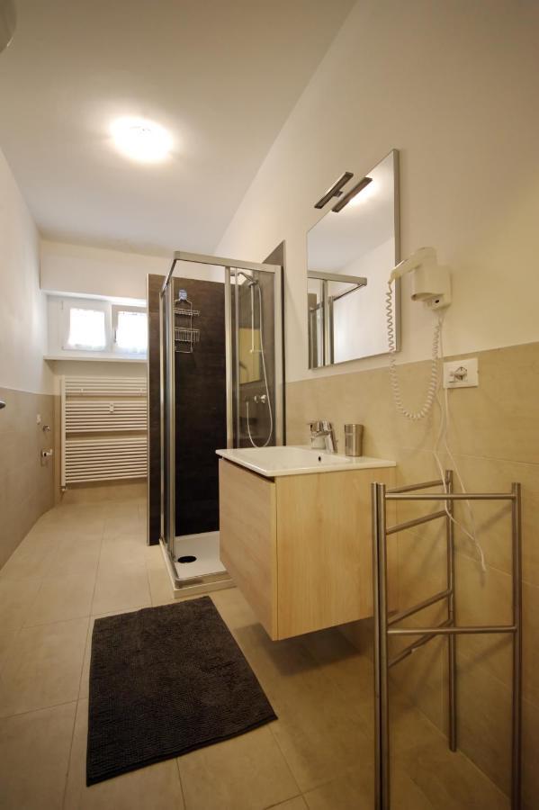 Clesio 2 Hotel เตรนโต ภายนอก รูปภาพ